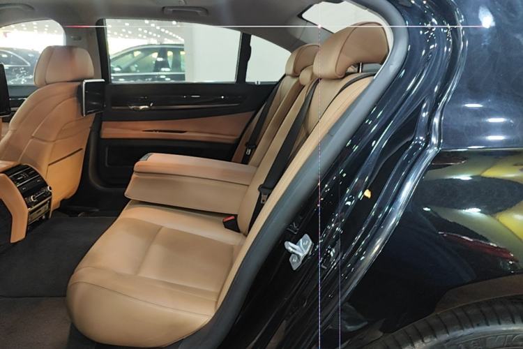 Used BMW 7 Series 2013 740Li Leading Model Left Rear Seat