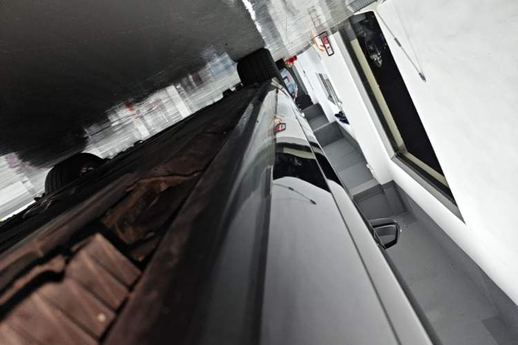 Used BMW 7 Series 2013 740Li Leading Model Left Side Sill