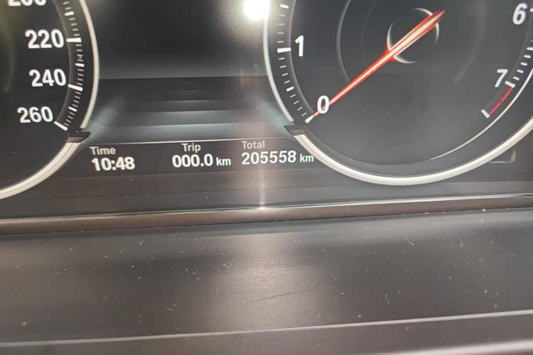 Used BMW 7 Series 2013 740Li Luxury Model Odometer Close Up