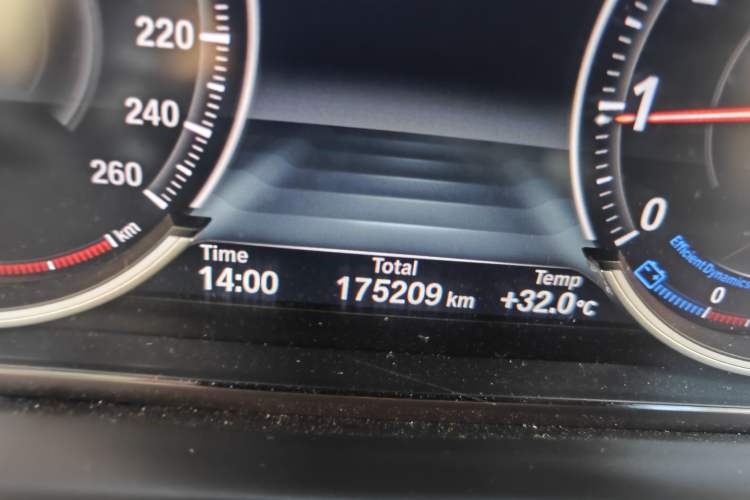 Used BMW 7 Series 2013 740Li Luxury Model Odometer Close Up
