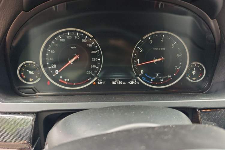 Used BMW 7 Series 2013 730Li Leading Model Odometer Close Up
