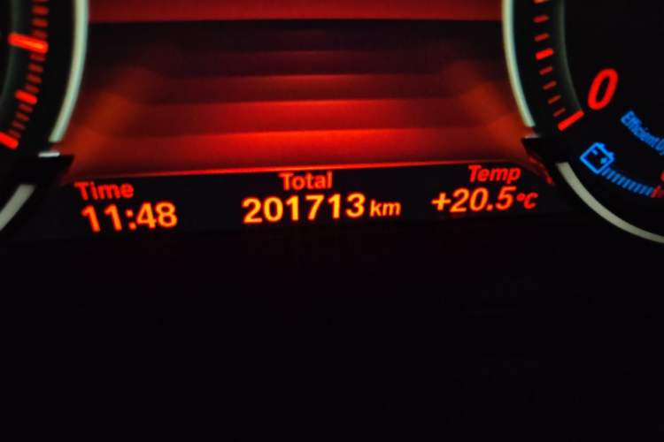 Used BMW 7 Series 2013 740Li Luxury Model Odometer Close Up