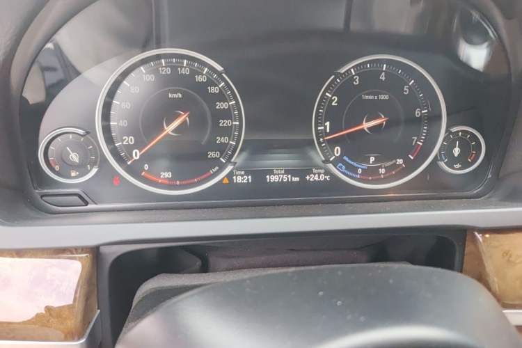Used BMW 7 Series 2013 740Li Luxury Model Odometer Close Up