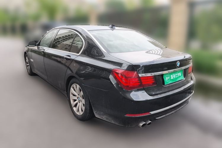 Used BMW 7 Series 2013 730Li Leading Model Rear Left 45 Deg