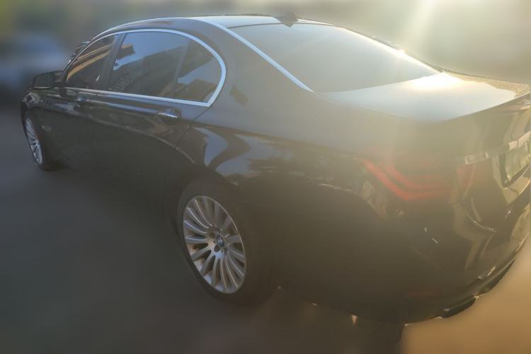 Used BMW 7 Series 2013 730Li Leading Model Rear Left 45 Deg
