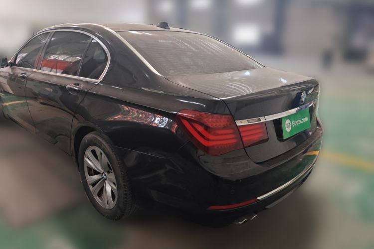 Used BMW 7 Series 2013 730Li Leading Model Rear Left 45 Deg