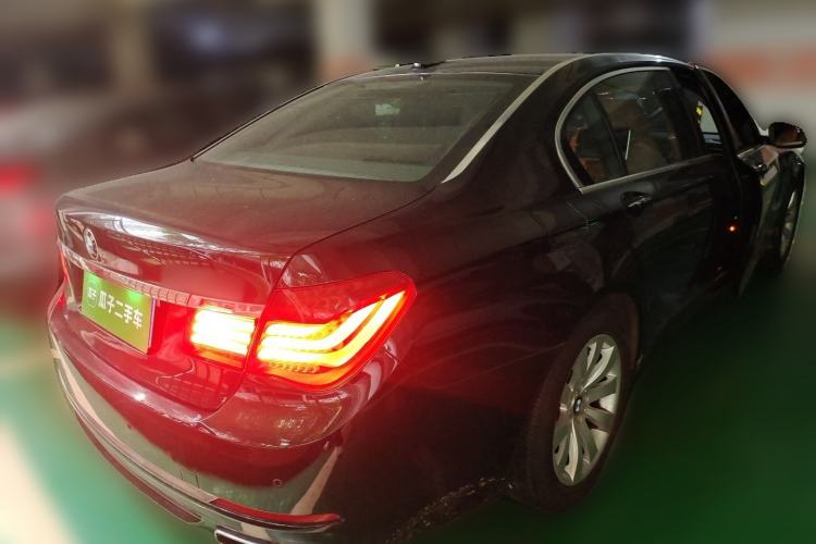 Used BMW 7 Series 2013 730Li Luxury Model Rear Right 45 Deg