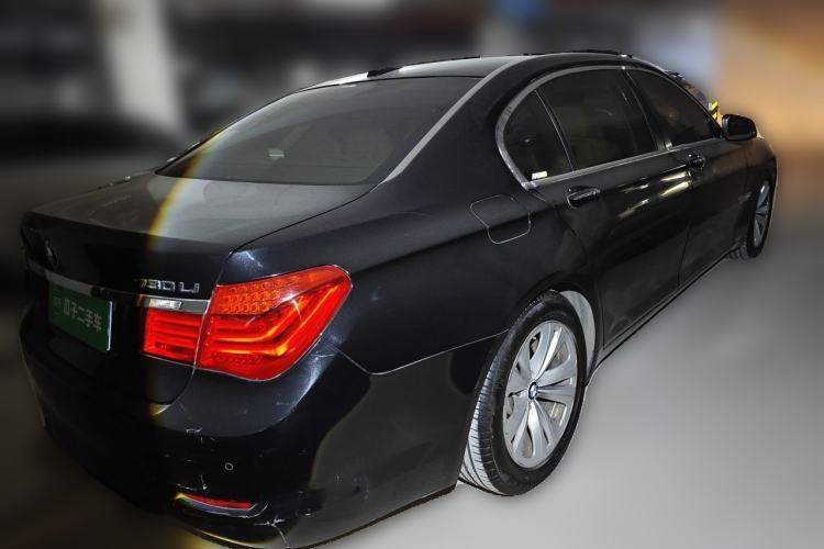 Used BMW 7 Series 2013 730Li Luxury Model Rear Right 45 Deg