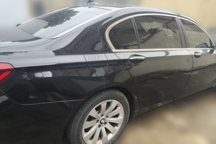 Used BMW 7 Series 2013 730Li Luxury Model Rear Right 45 Deg