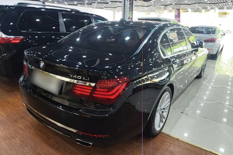 Used BMW 7 Series 2013 740Li Leading Model Rear Right 45 Deg