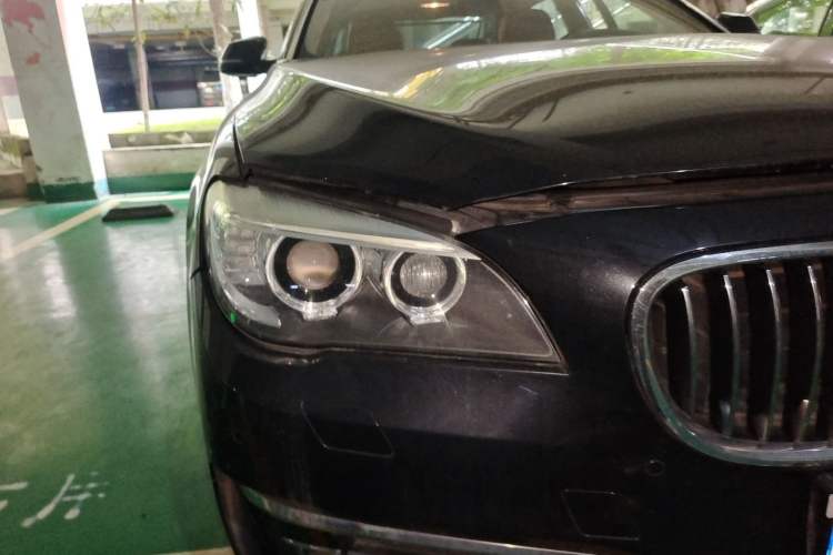 Used BMW 7 Series 2013 730Li Luxury Model Right Front Headlight
