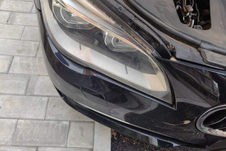 Used BMW 7 Series 2013 750Li xDrive Right Front Headlight