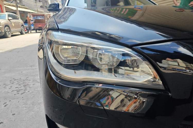 Used BMW 7 Series 2013 740Li Luxury Model Right Front Headlight