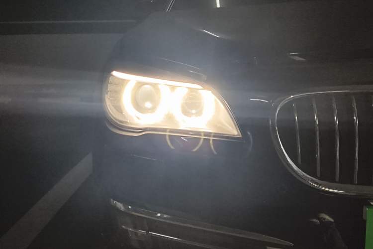 Used BMW 7 Series 2013 730Li Leading Model Right Front Headlight