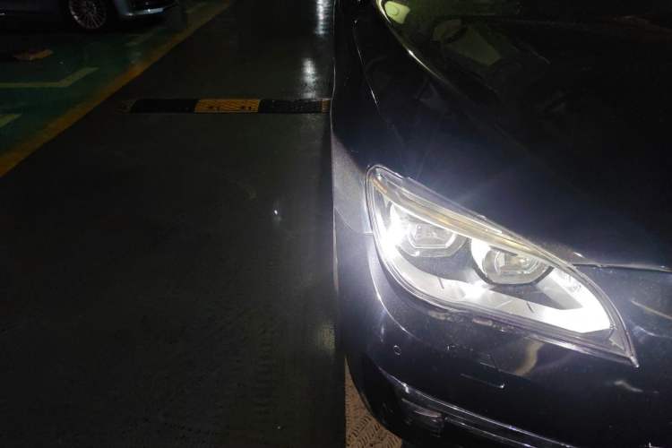 Used BMW 7 Series 2013 740Li Luxury Model Right Front Headlight