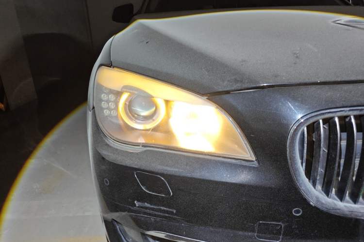 Used BMW 7 Series 2013 730Li Luxury Model Right Front Headlight