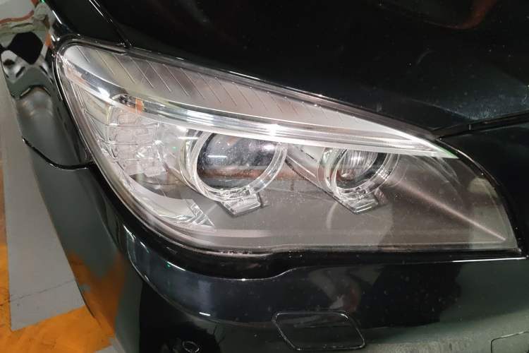 Used BMW 7 Series 2013 740Li xDrive Right Front Headlight