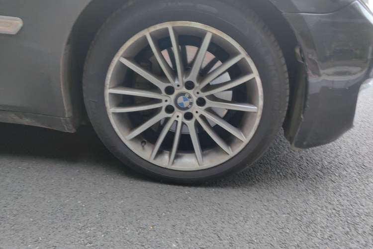 Used BMW 7 Series 2013 740Li Hybrid Edition Right Front Wheel Hub