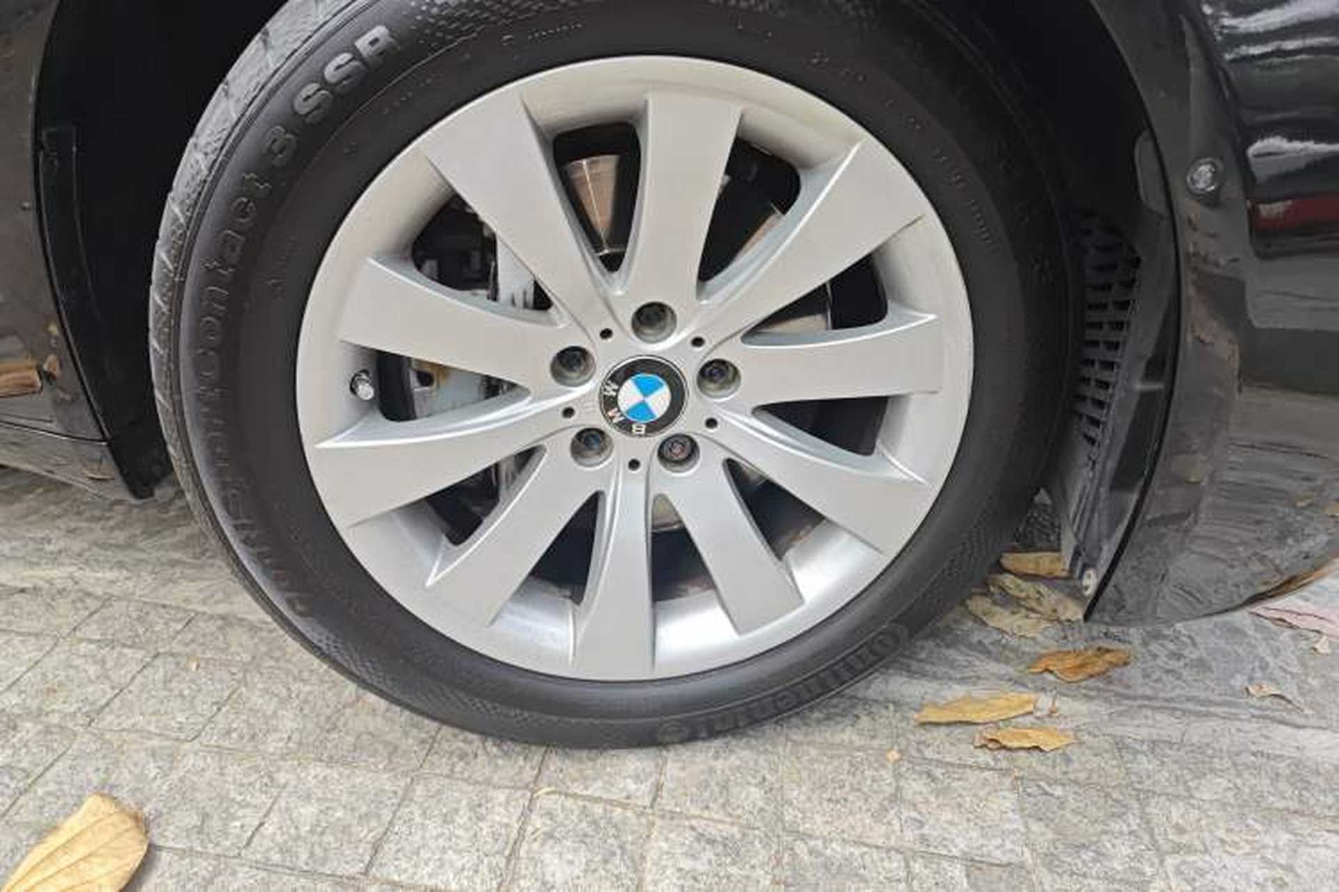 Used BMW 7 Series 2013 740Li Luxury Model Right Front Wheel Hub