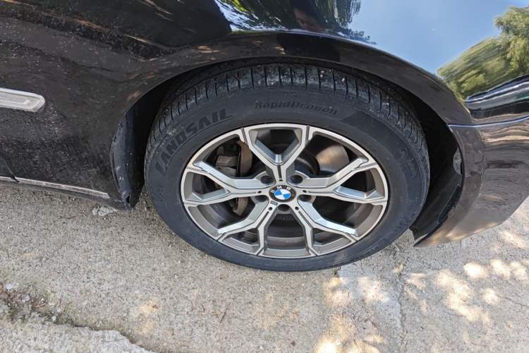 Used BMW 7 Series 2013 730Li Leading Model Right Front Wheel Hub