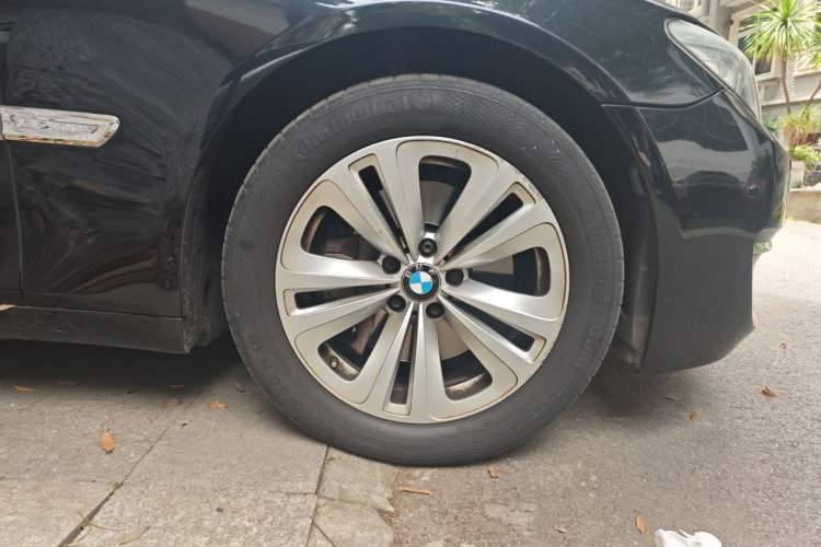 Used BMW 7 Series 2013 730Li Leading Model Right Front Wheel Hub