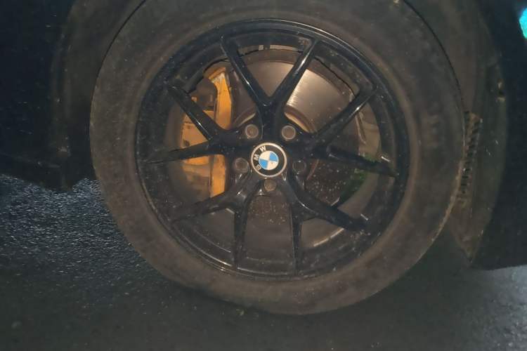 Used BMW 7 Series 2013 730Li Leading Model Right Front Wheel Hub