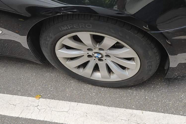 Used BMW 7 Series 2013 730Li Leading Model Right Front Wheel Hub
