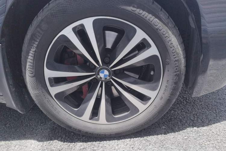 Used BMW 7 Series 2013 730Li Leading Model Right Front Wheel Hub