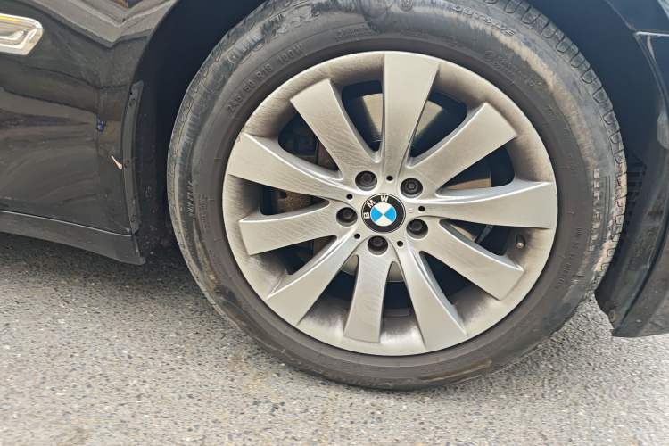 Used BMW 7 Series 2013 740Li Leading Model Right Front Wheel Hub