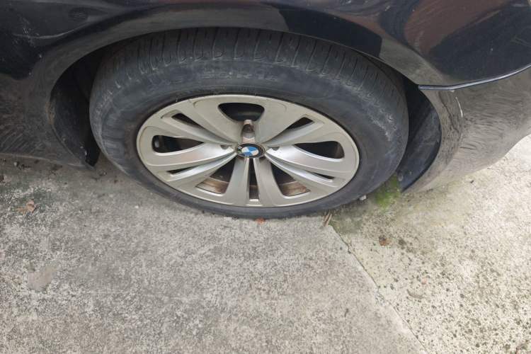 Used BMW 7 Series 2013 730Li Leading Model Right Front Wheel Hub