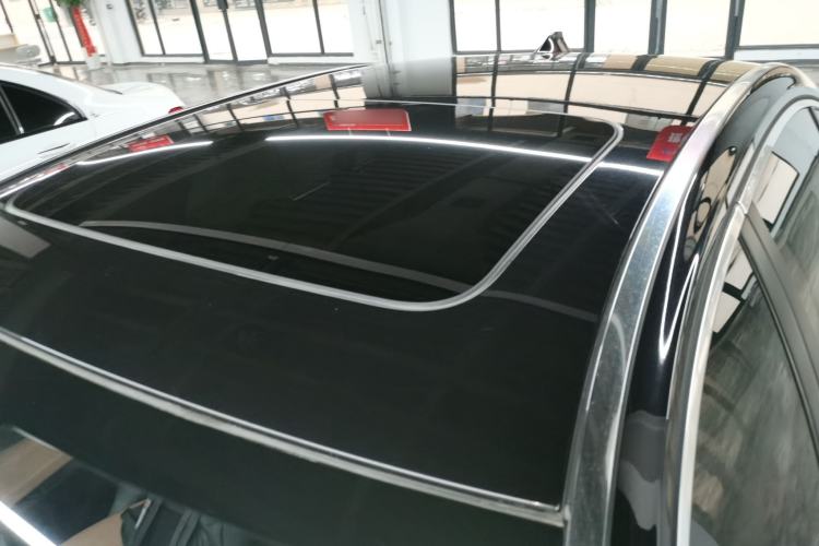 Used BMW 7 Series 2013 730Li Leading Model Roof