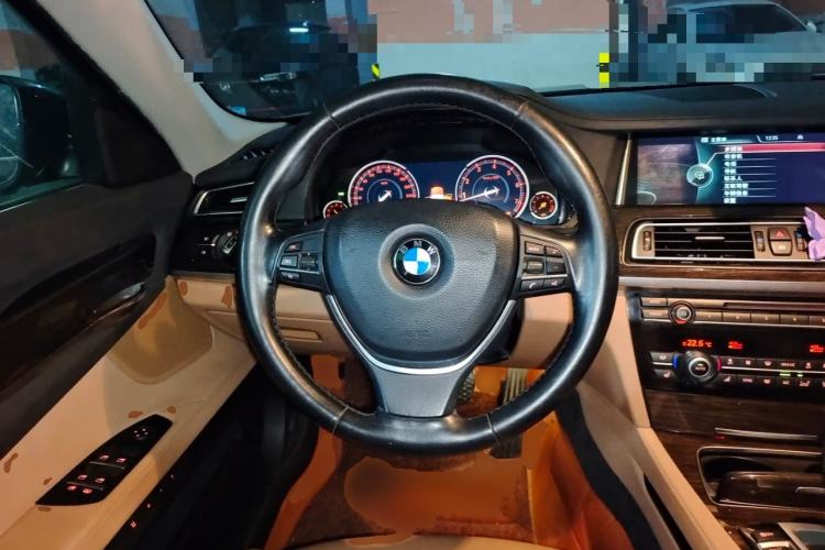 Used BMW 7 Series 2013 730Li Luxury Model Steering Wheel