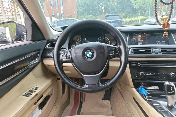 Used BMW 7 Series 2013 730Li Leading Model Steering Wheel