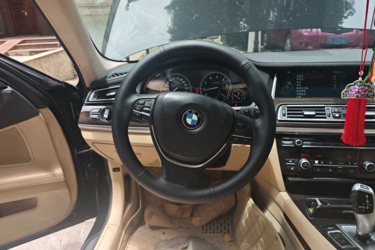 Used BMW 7 Series 2013 730Li Leading Model Steering Wheel