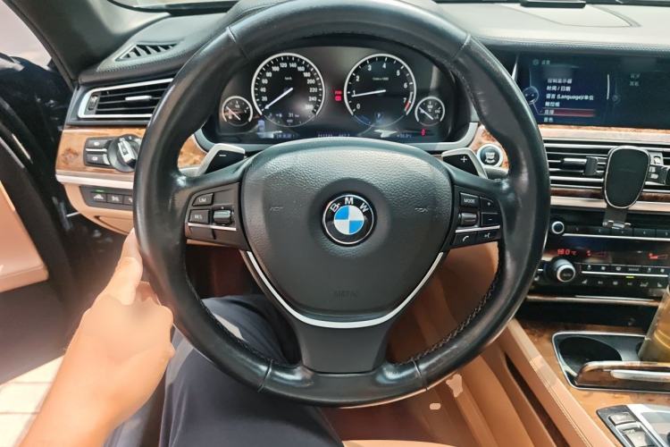 Used BMW 7 Series 2013 740Li Hybrid Edition Steering Wheel