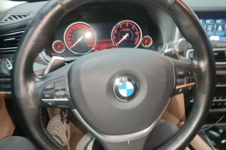 Used BMW 7 Series 2013 740Li xDrive Steering Wheel