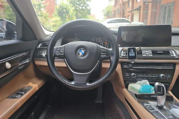 Used BMW 7 Series 2013 730Li Leading Model Steering Wheel