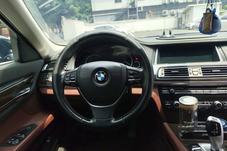 Used BMW 7 Series 2013 730Li Leading Model Steering Wheel
