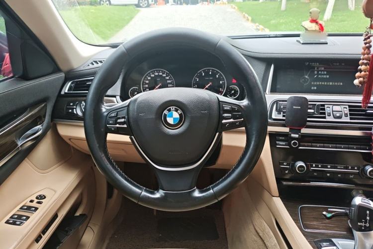 Used BMW 7 Series 2013 730Li Leading Model Steering Wheel