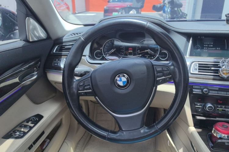 Used BMW 7 Series 2013 730Li Leading Model Steering Wheel