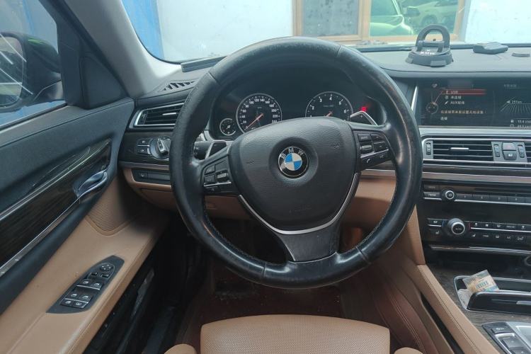 Used BMW 7 Series 2013 740Li Leading Model Steering Wheel