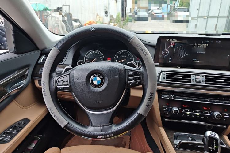 Used BMW 7 Series 2013 740Li xDrive Steering Wheel