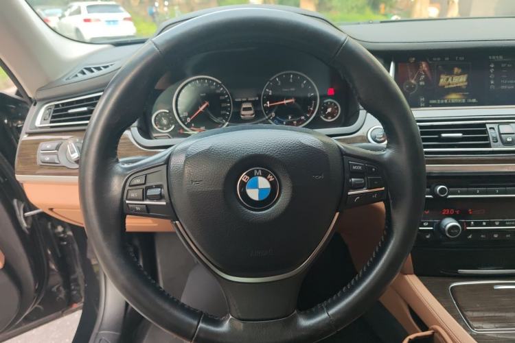 Used BMW 7 Series 2013 730Li Luxury Model Steering Wheel