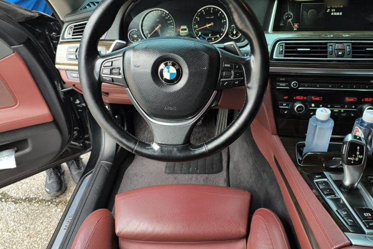 Used BMW 7 Series 2013 740Li xDrive Steering Wheel