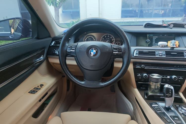 Used BMW 7 Series 2013 730Li Luxury Model Steering Wheel