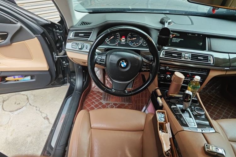 Used BMW 7 Series 2013 730Li Luxury Model Steering Wheel