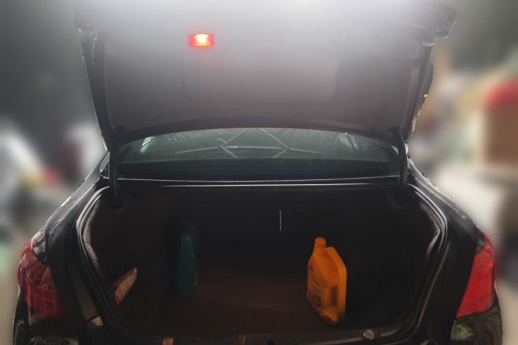 Used BMW 7 Series 2013 750Li xDrive Trunk