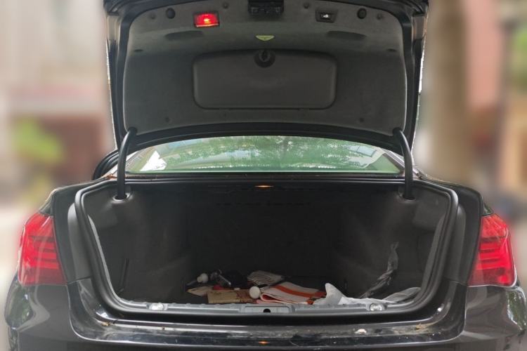 Used BMW 7 Series 2013 730Li Leading Model Trunk