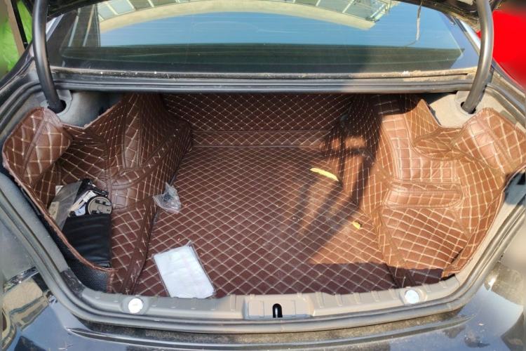 Used BMW 7 Series 2013 730Li Leading Model Trunk