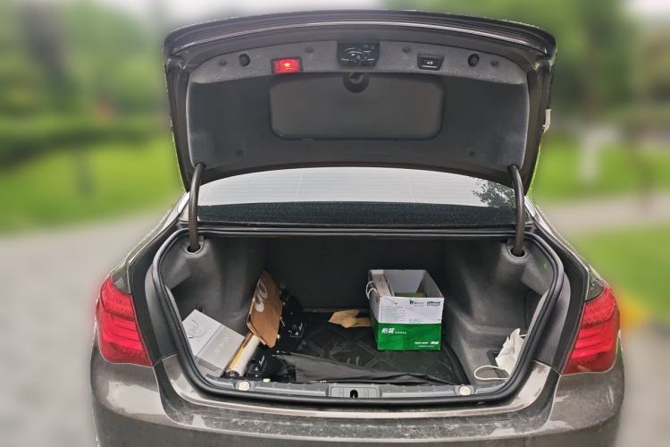 Used BMW 7 Series 2013 730Li Leading Model Trunk